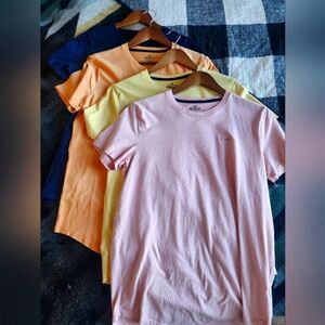 Hollister Multicolor T-Shirt Set